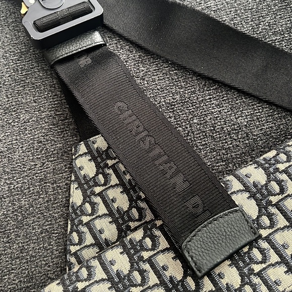 DIOR Men SADDLE BAG - Picture 6 of 13